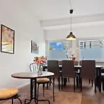 Apartman Gruppenapartment In Platz Fuer 16 Gaeste Parkplatz *