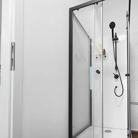 Gruppenloft Ps5, Karaoke, Frei Parkplatz Apartamento *