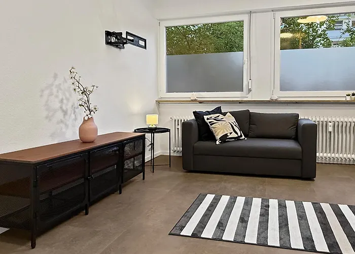 아파트 Gruppenapartment In Platz Fuer 16 Gaeste Parkplatz